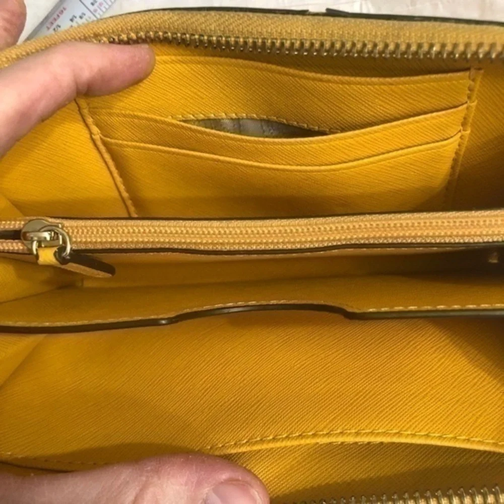 Michael kors yellow saffiano wallet